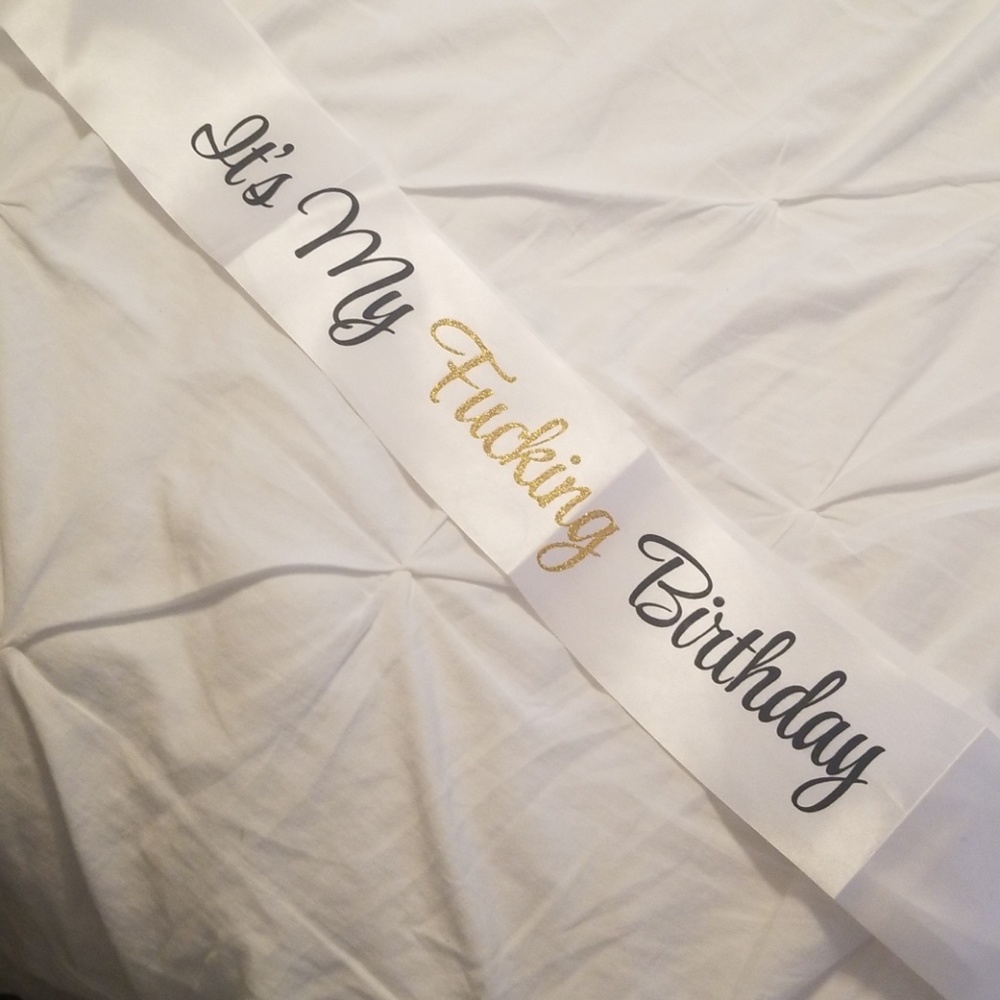 Birthday sash with pin